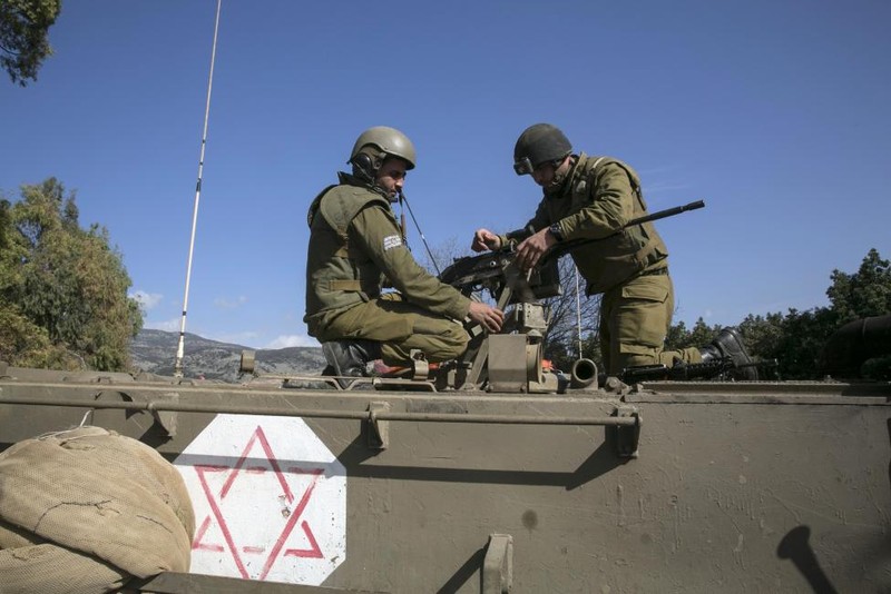Quan doi Israel va phien quan Hezbollah giao tranh du doi-Hinh-11